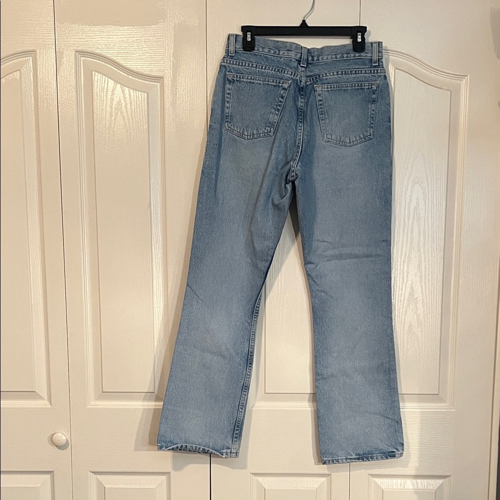 Old Navy Light Wash Straight Leg Jeans | Classic Denim | Like New - Picture 3 of 4